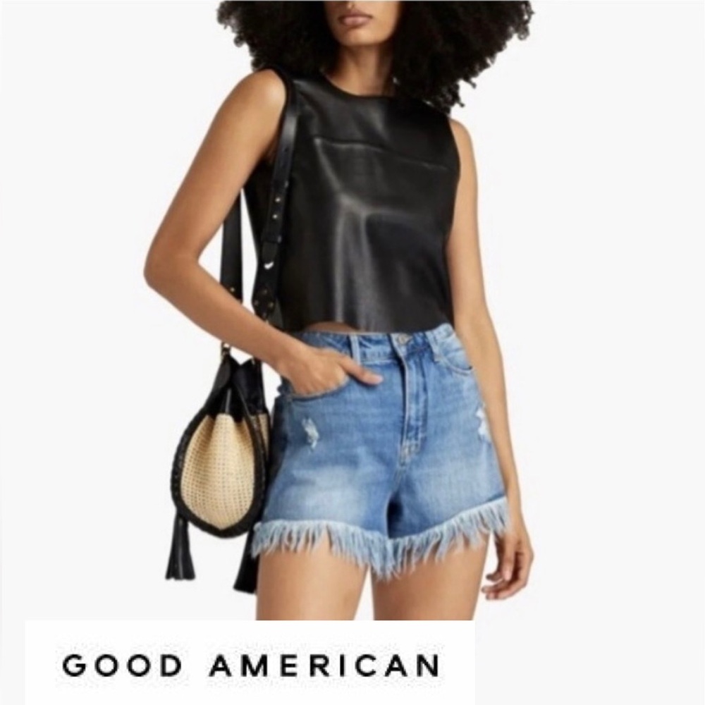 GOOD AMERICAN Bombshell Shorts